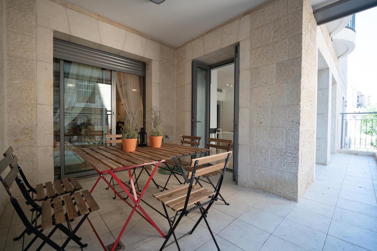 Harav Kuk Modern Apartment By Nimizz Jeruzsálem Kültér fotó