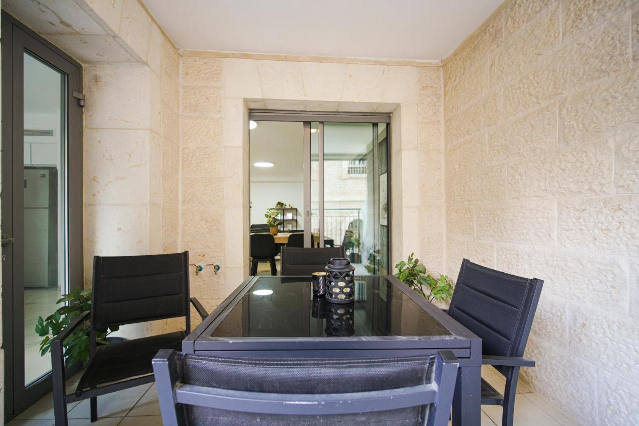 Harav Kuk Modern Apartment By Nimizz Jeruzsálem Kültér fotó